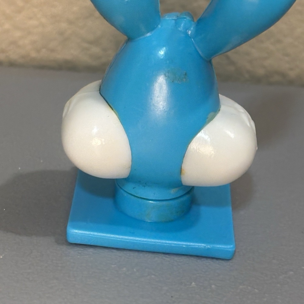 1992 Buster Bunny Warner Bros Blue Tiny Toons Tops‎ Candy Container Collectible - Picture 5 of 9